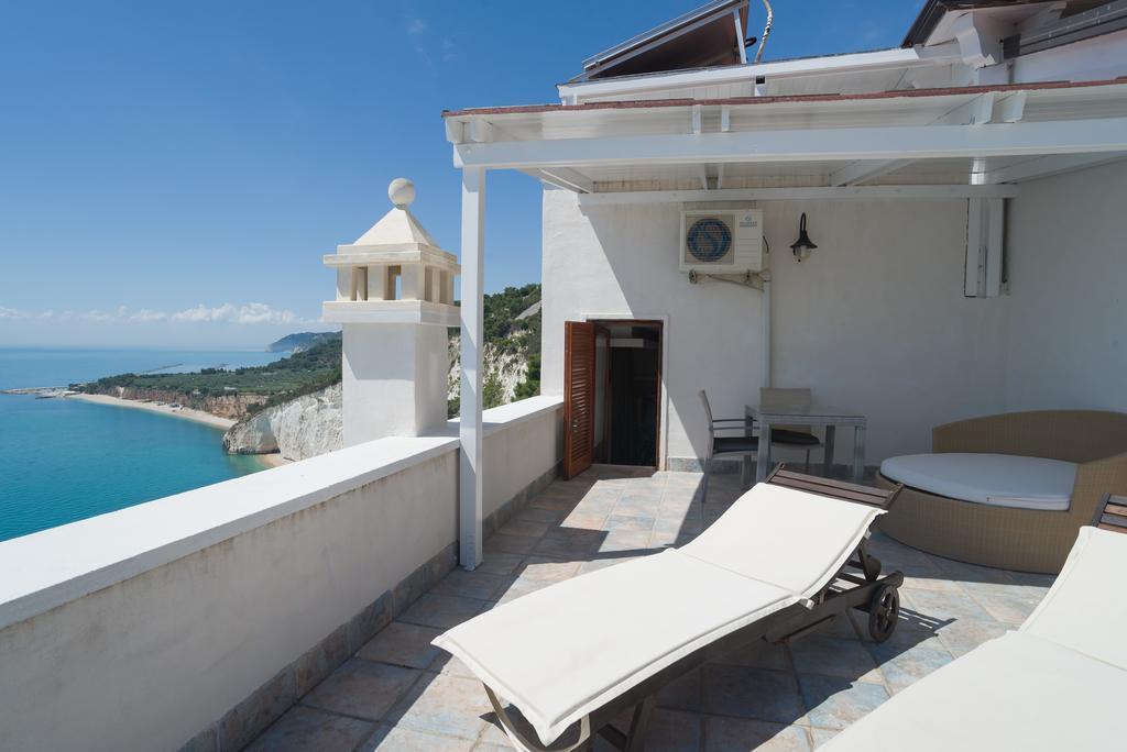 Villa Scapone Mattinata Εξωτερικό φωτογραφία