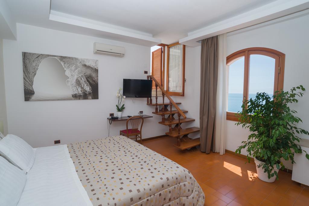Villa Scapone Mattinata Εξωτερικό φωτογραφία