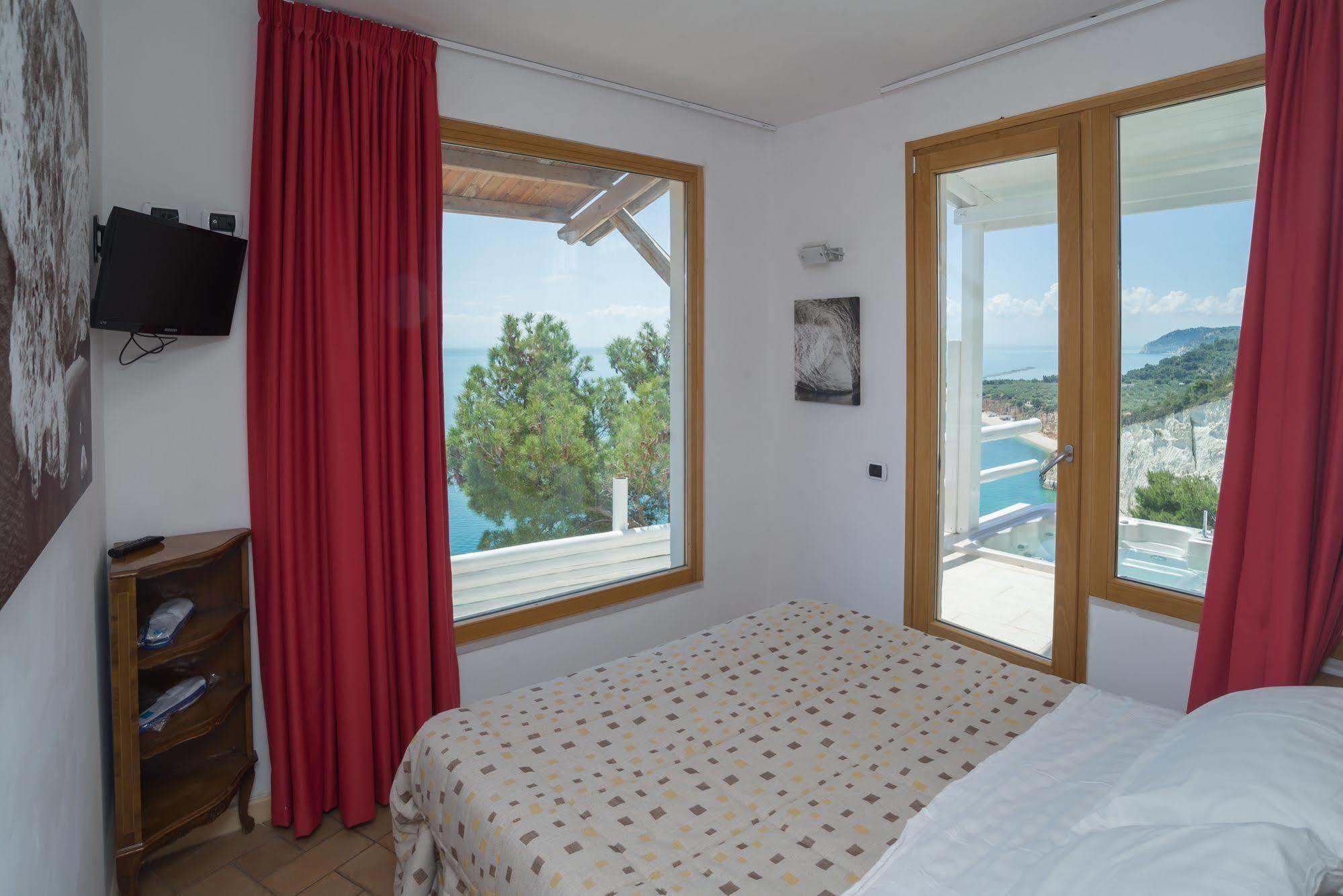 Villa Scapone Mattinata Εξωτερικό φωτογραφία